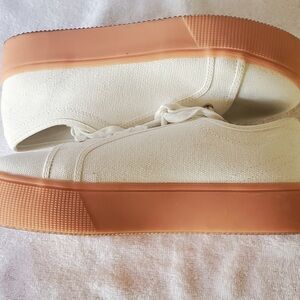 Torrid white canvas platform sneakers size 11